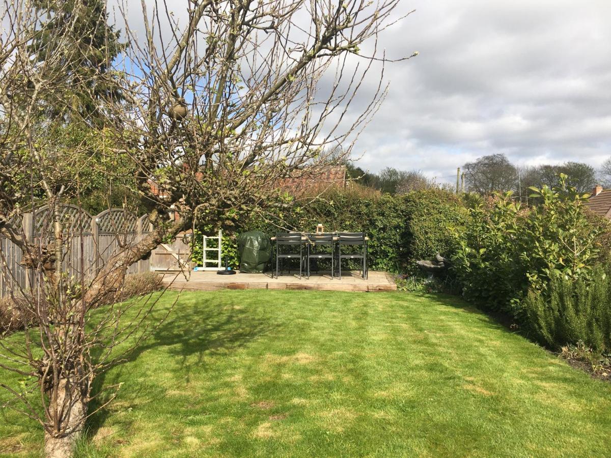 Cosy Lincs Wolds Cottage In Picturesque Tealby Exterior foto